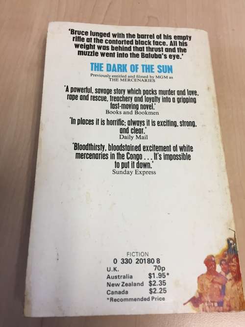 THE DARK OF THE SUN - WILBUR SMITH